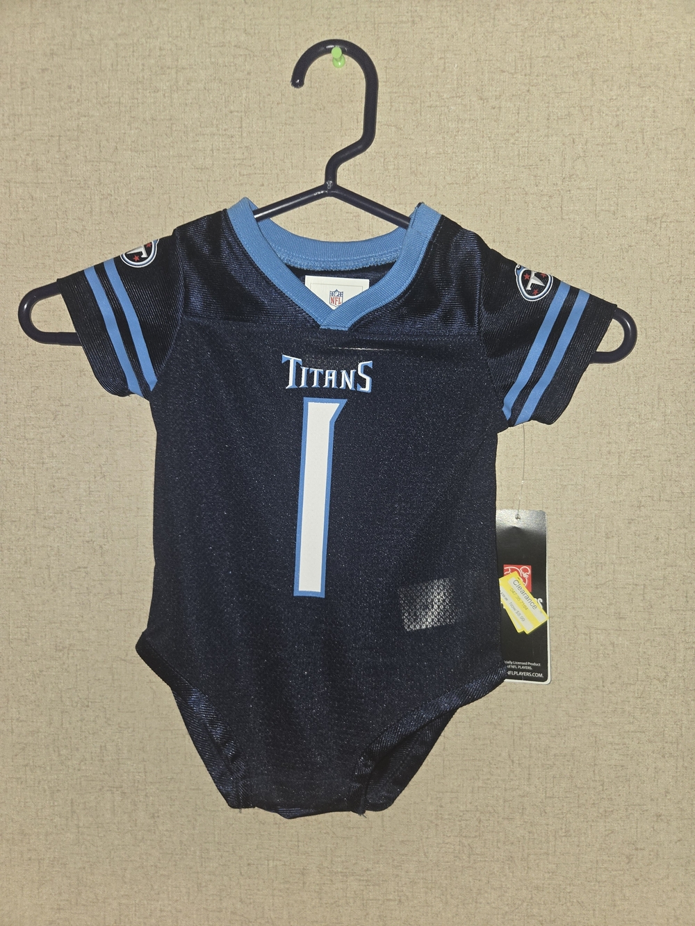 Tennessee Titans Infant Navy Blue One-Piece Bodysuit by NFL